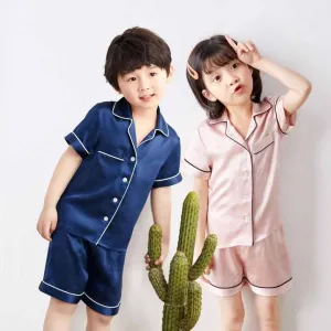 بدلات نوم من الحرير الاطفال - Children's silk nightgowns