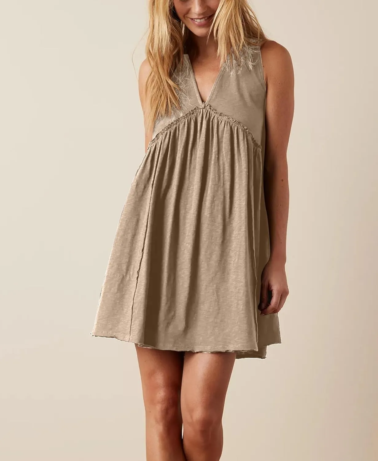 Aimiray Women's Casual Sleeveless Mini Dress Loose V Neck Backless Pleated Short Tank Sundress with Pockets
