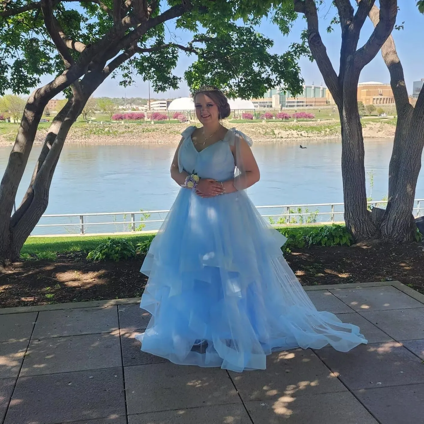 CWOAPO Layered Ruffles Tulle Prom Dresses Spaghetti Strap Ball Gowns Long Elegant V Neck Bow Formal Evening Dress 2025