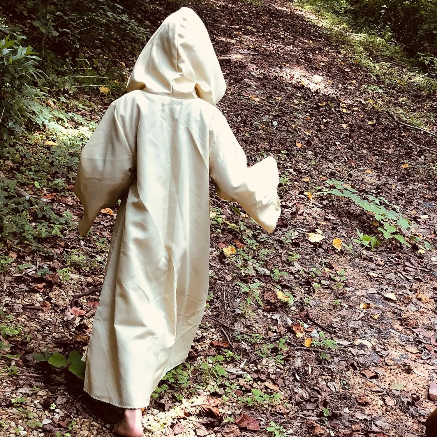 Everfan Kids Hooded Robe with Sleeves | Wizard, Jedi, Monk, Medieval Cosplay Cape, LARP Halloween Costume for Children