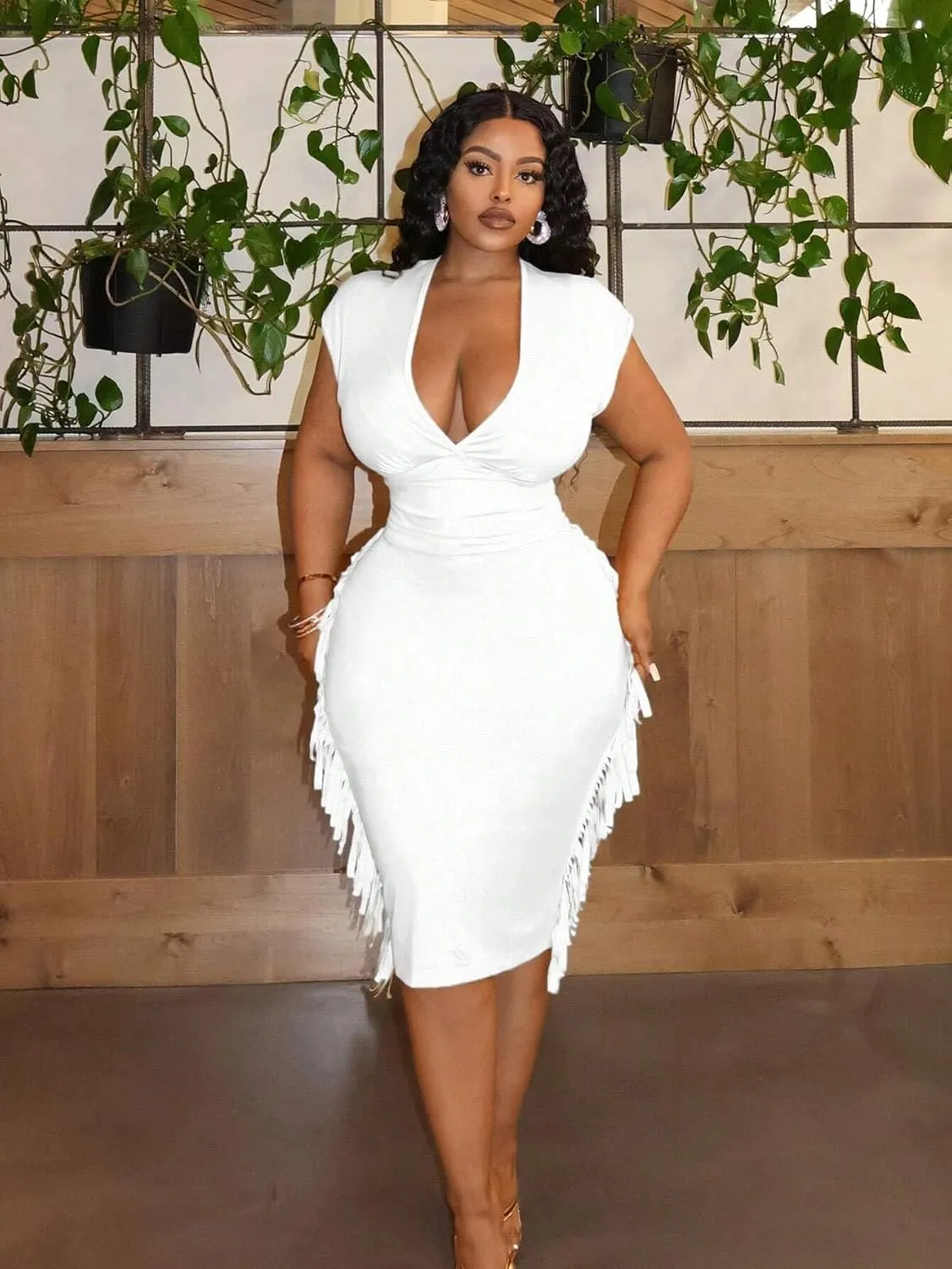 LALAGEN Women's 2025 Summer Dresses Plus Size Bodycon Half Sleeve Deep V-Neck Solid Color Midi Dress