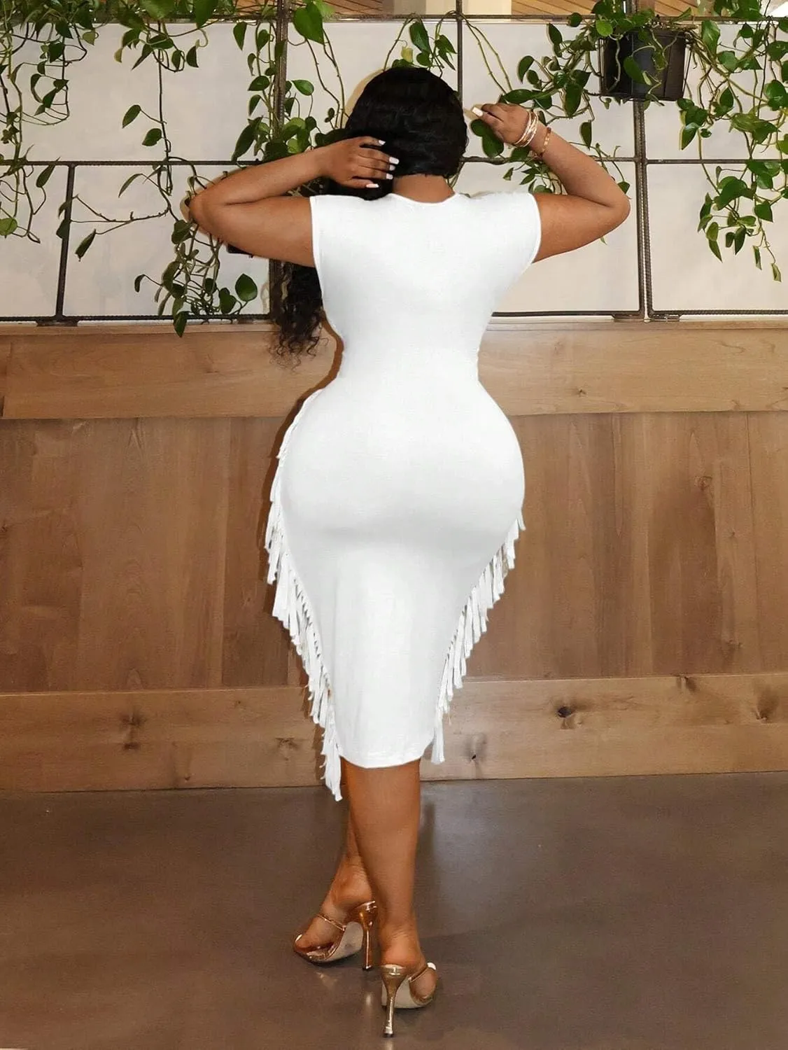 LALAGEN Women's 2025 Summer Dresses Plus Size Bodycon Half Sleeve Deep V-Neck Solid Color Midi Dress