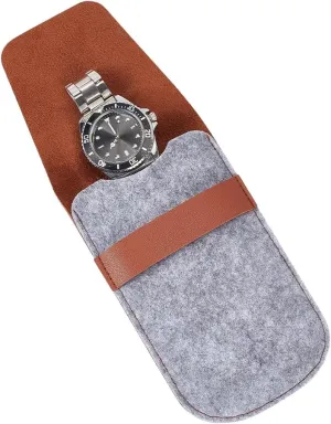 NBEADS Leathers Watch Pouch, 3.6x6.3 Felt Single-Sided Portable Watch Pouch Watch Storage Bag and Organizer Envelope Style Watch Travel Case for Traveling Watch Jewelry, Saddle Brown