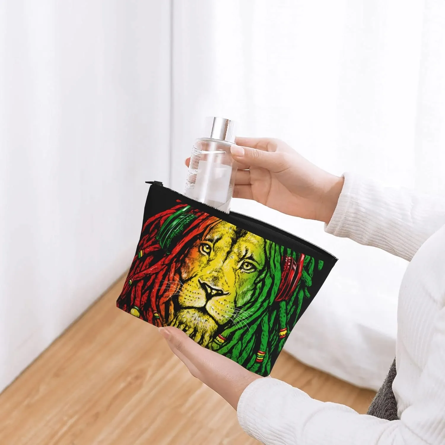Toiletry Pouch Compatible with Rasta Rastafarian Reggae Earphone Lion Makeup Bags for Women Cosmetics Carrying Bag Makeup Storage, Lightweight Toiletry Organizer Bags with Zipper